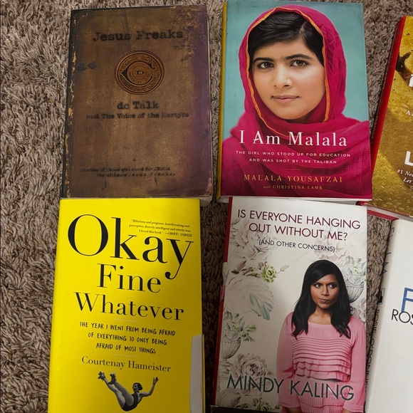 Assorted Non-Fiction Book Collection - Picture 5 of 5